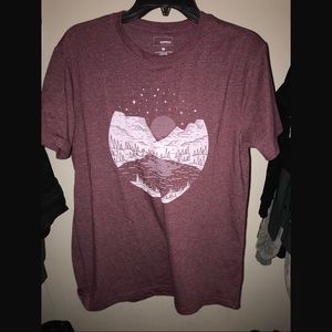 Maroon nature graphic tee